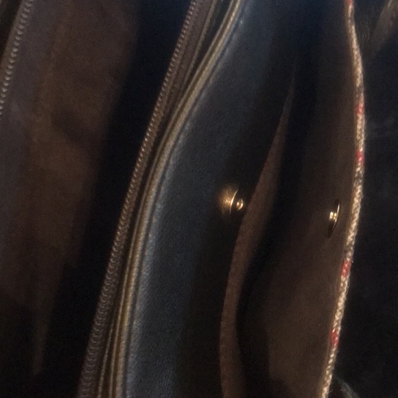 BLACK & GRAY SHOULDER BAG - Picture 7 of 11